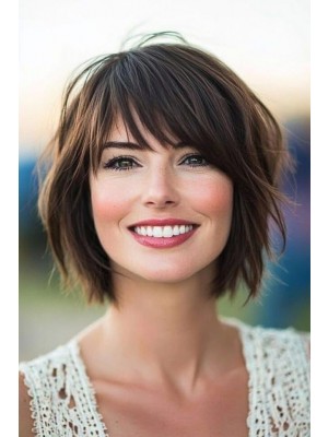 Maschinell Gefertigte Echthaar Perücke Kurz Bob mit Pony – Natürliches Volumen, Modischer Schnitt, Hochwertige Damenperücke