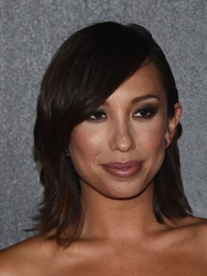 Attraktive Gerade Wunderschöne Spitzefront Kunsthaar Perücke