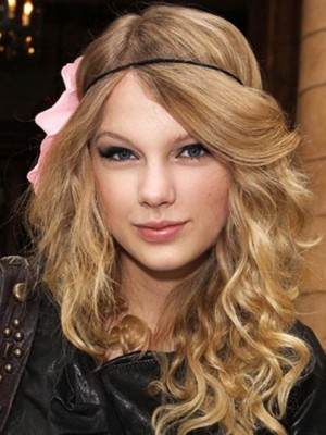 Dauerhafte Taylor Swift Kappenlos Wellig Kunsthaar Perücke