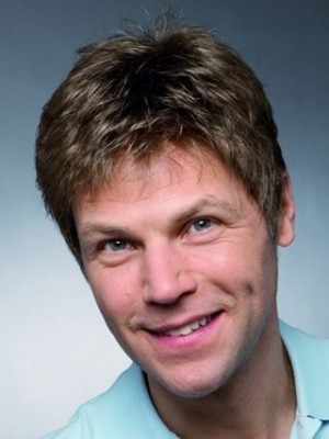 100% Remy Echthaar Preiswerte Kurz Vollspitze Perücke