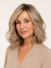 12 Zoll Aschblonde Lob Echthaarperücke für Damen mit Lace Front und dunklem Ansatz