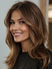 Lace-Front Echthaar Perücke Balayage Braun – Transparentes HD-Frontlace, 100% Menschenhaar, Natürliche Haarlinie, Weicher Mittel-Scheitel, Glatt-bis-Wellen Styling, Atmungsaktive Perücken‑Montur von Premium Qualität