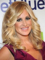 Kim Zolciak Spitzefront Sehr Populär Wellig Kunsthaar Perücke