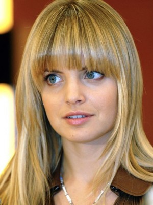 Mena Suvari Klassische Synthetische Gerade Perücke