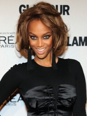 Tyra Banks Auffällige Spitzefront Wellig Kunsthaar Perücke