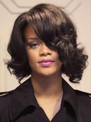 Mittle Rihanna Frisur Spitzefront Wellig Perücke